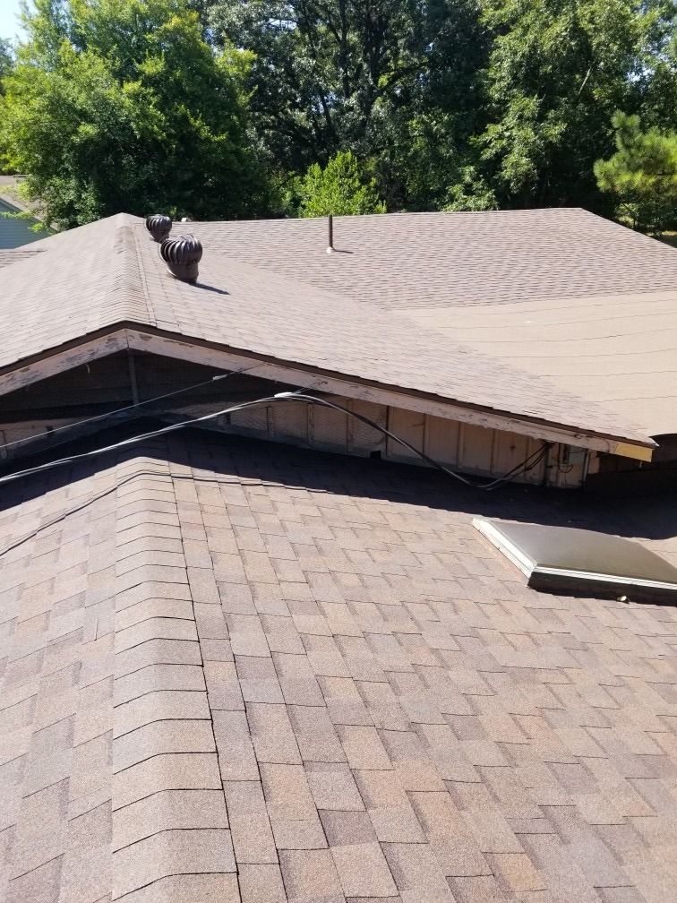 Roofing Installation for Luna's Roofing LLC in Longview, Texas