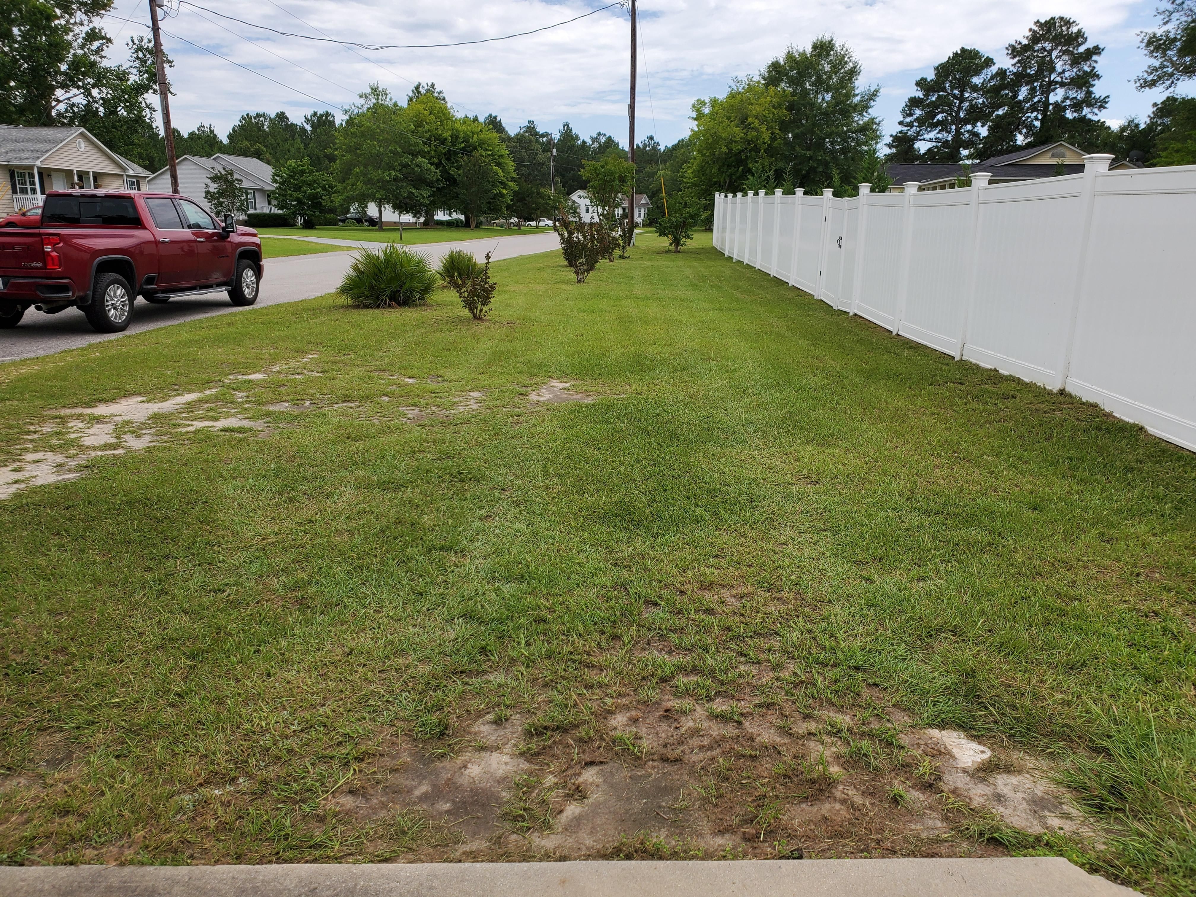 All Photos for Muddy Paws Landscaping in Lugoff, SC