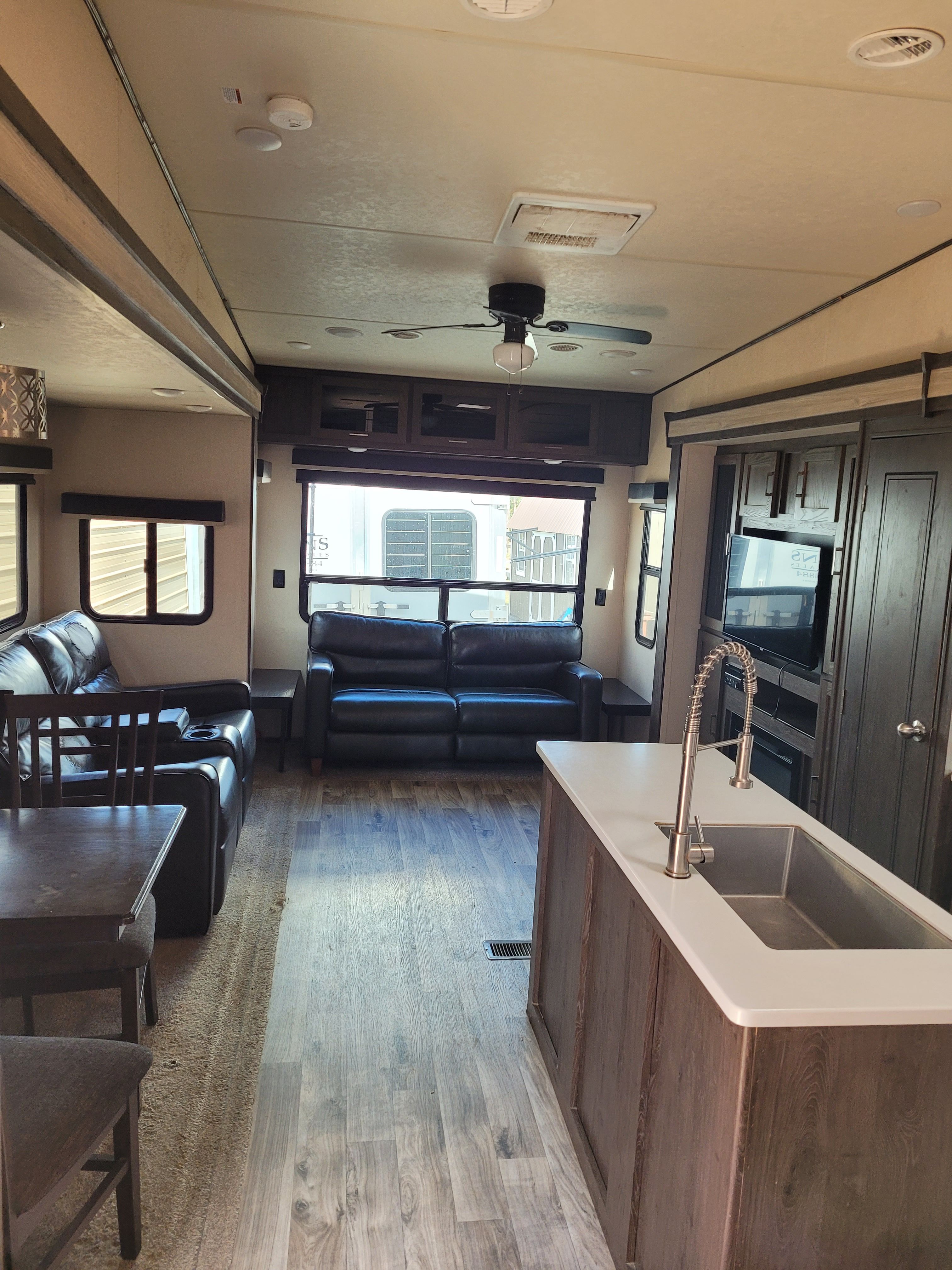 RV and Trailer Rental in Perry, GA Paradise RV Rentals Gallery