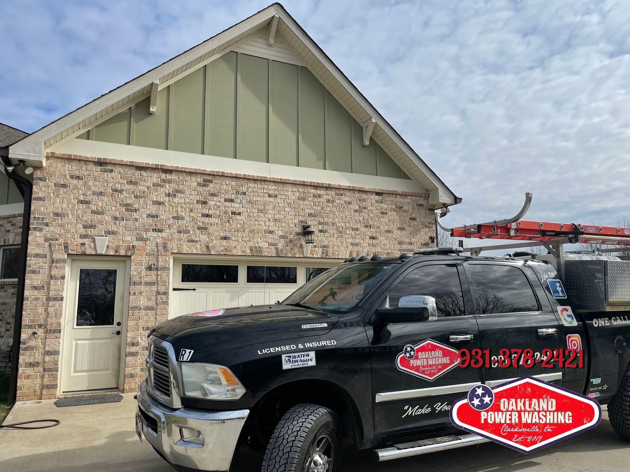 House and Roof Softwash for Oakland Power Washing in Clarksville, TN