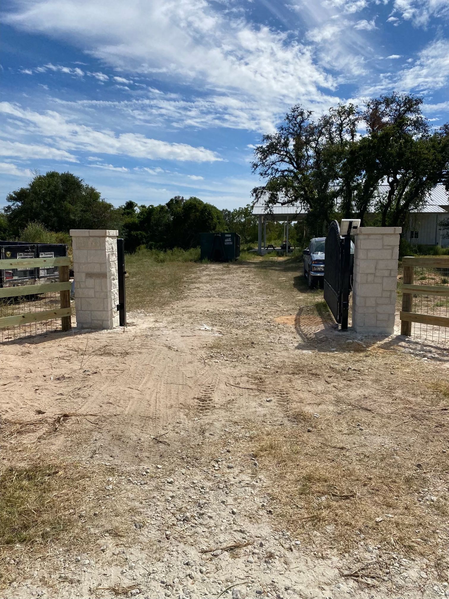 Privacy 3 Rail Fence for Pride Of Texas Fence Company in Brookshire, TX