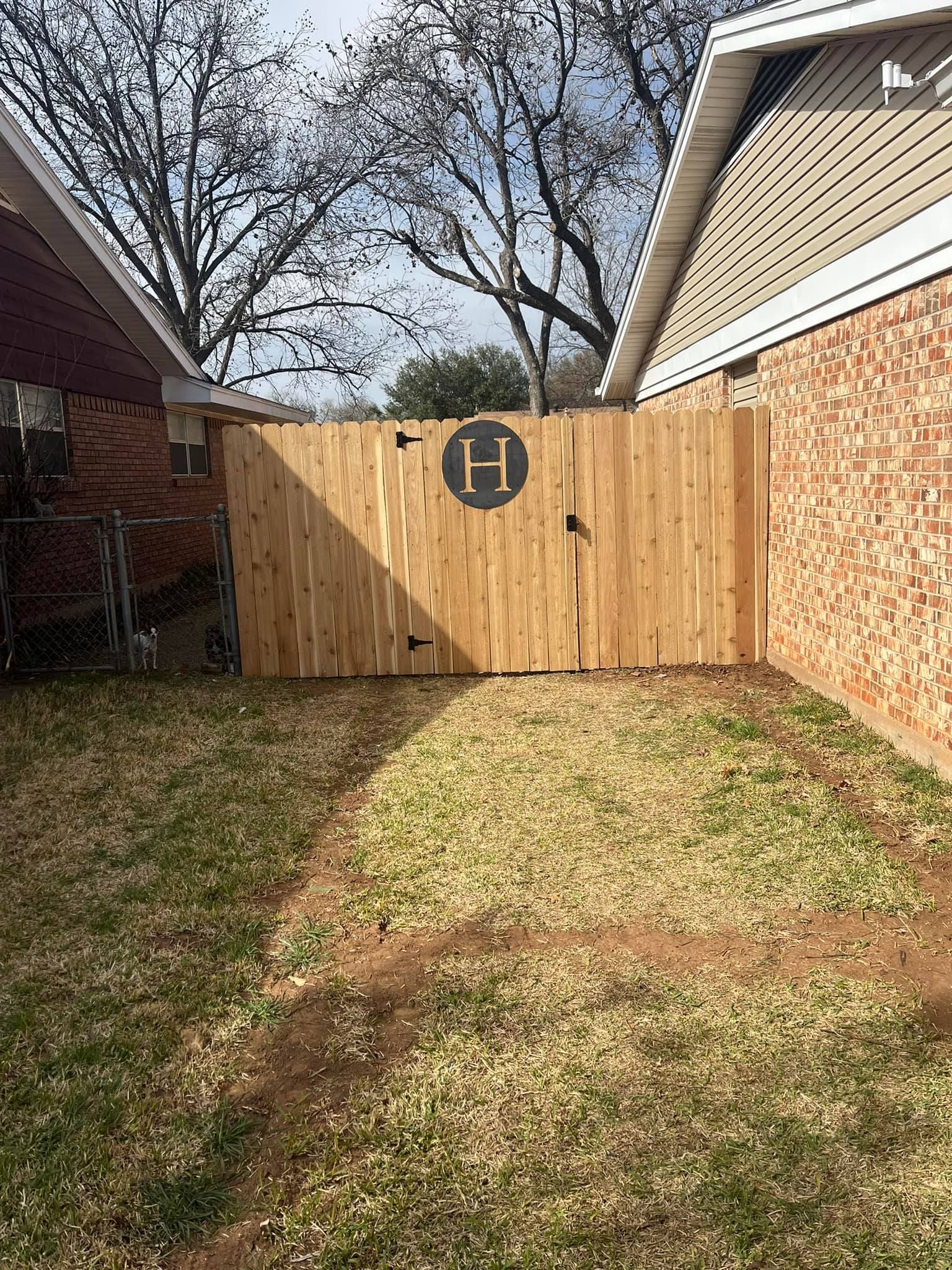 Wood Fencing for Greenroyd Fencing & Construction in Pilot Point, TX