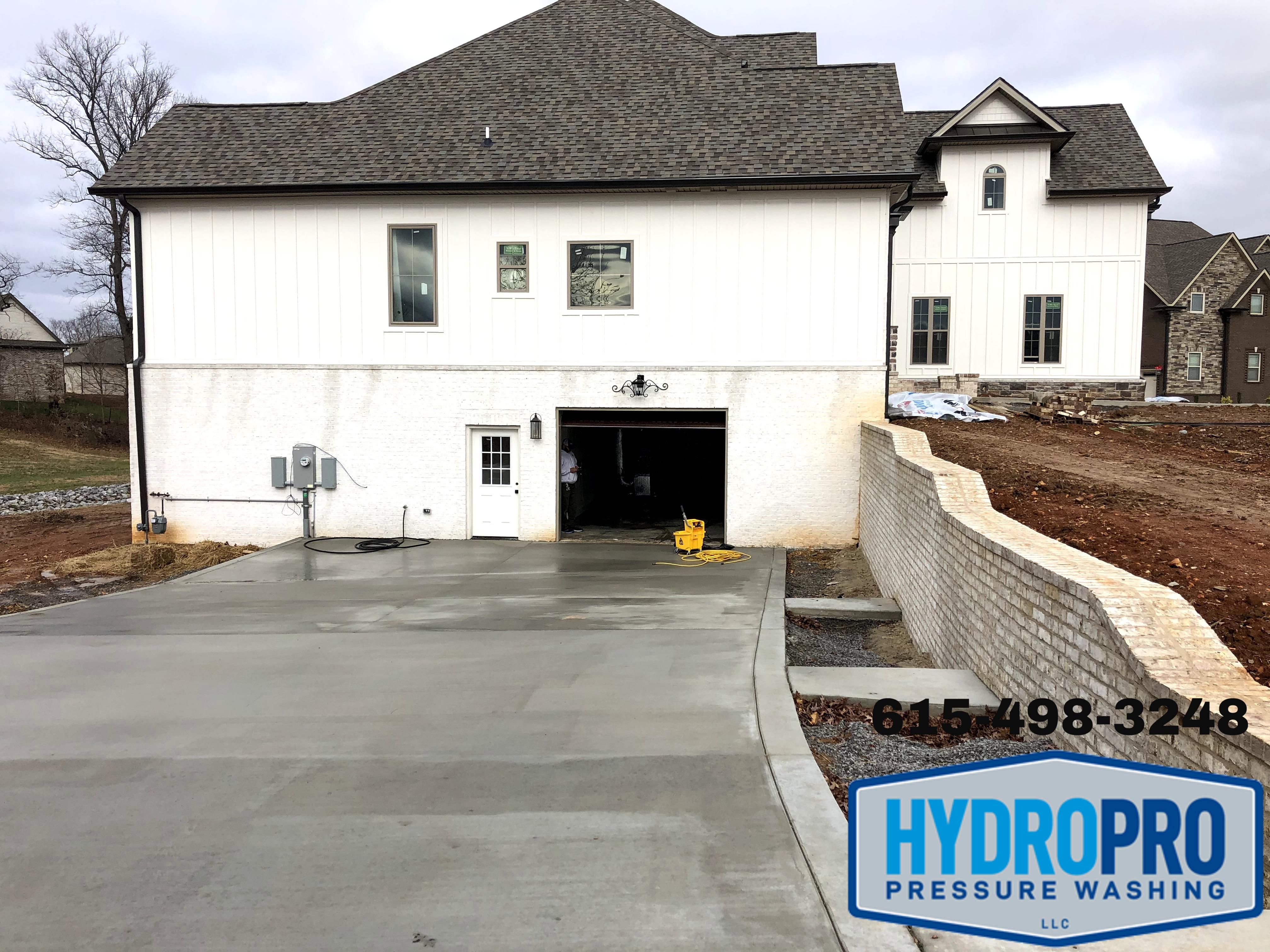 House and Roof Softwash for Oakland Power Washing in Clarksville, TN