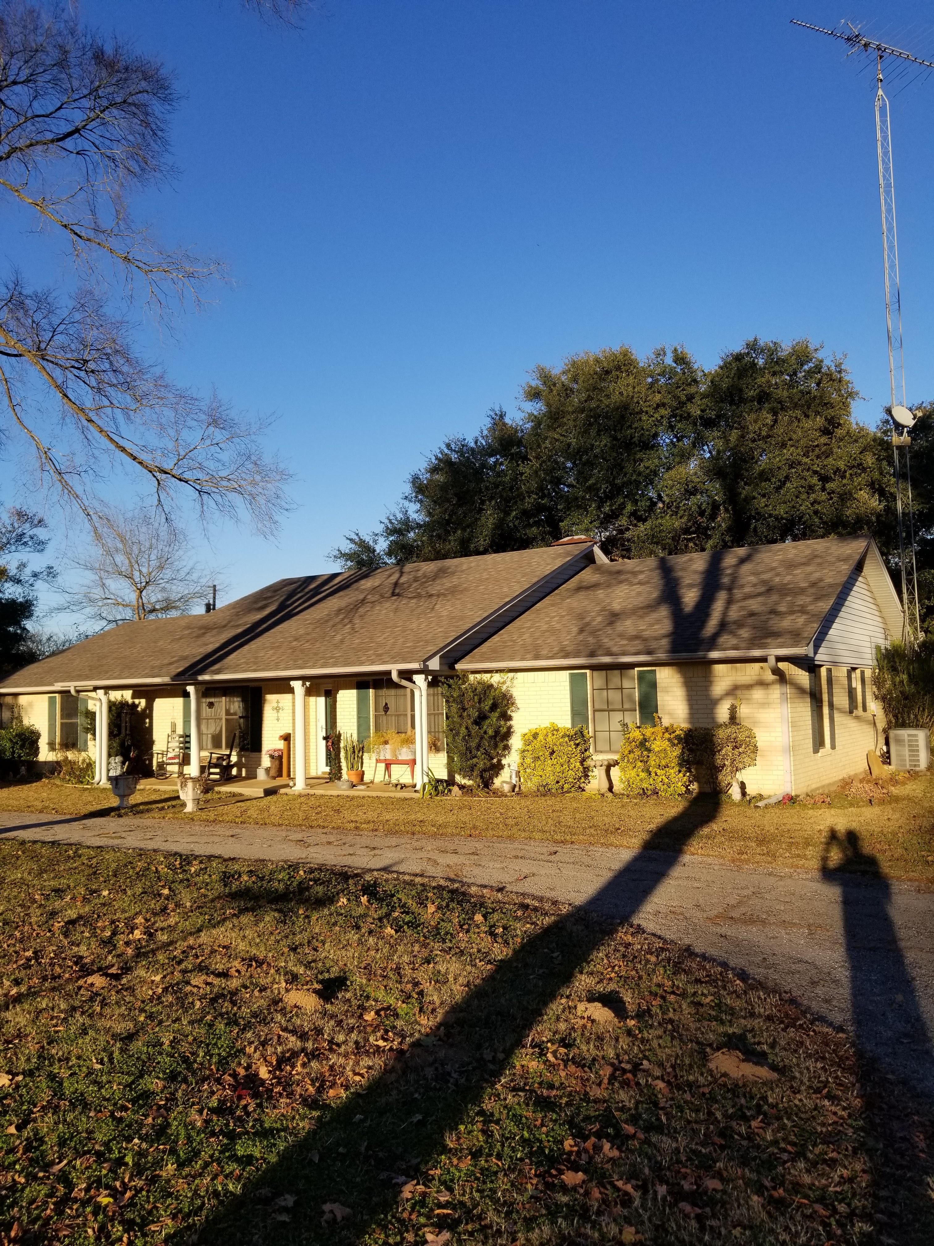 Roofing Installation for Luna's Roofing LLC in Longview, Texas