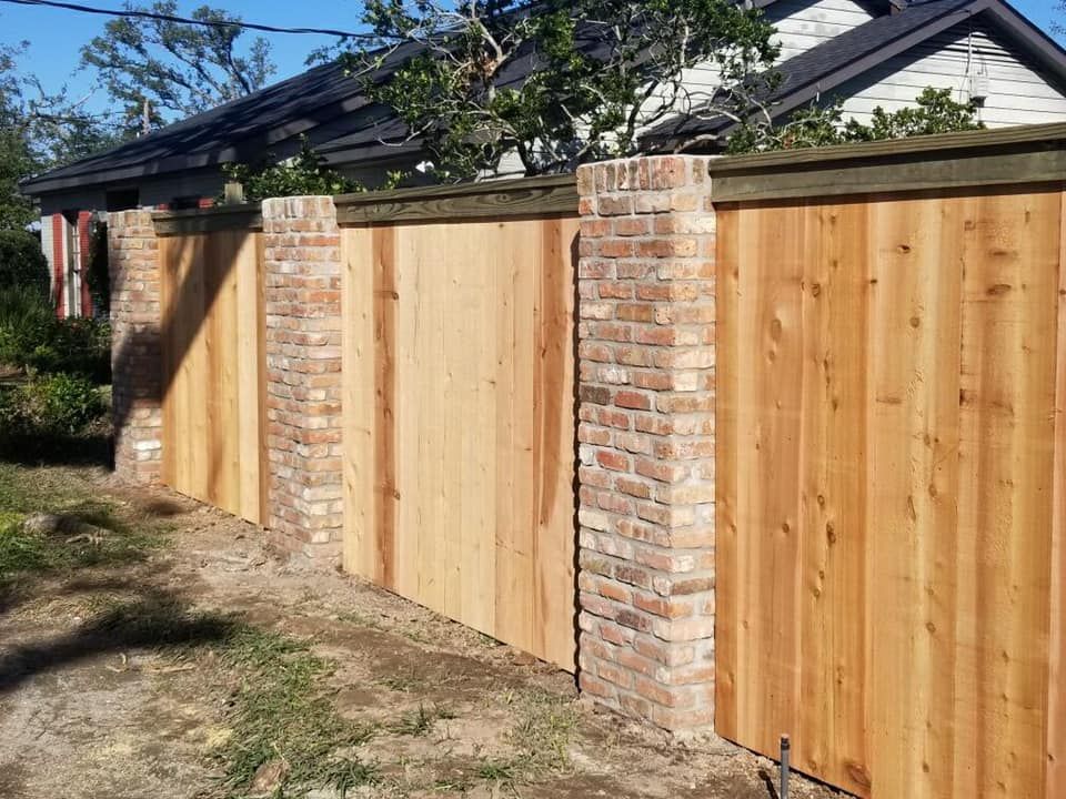 Privacy 3 Rail Fence for Pride Of Texas Fence Company in Brookshire, TX