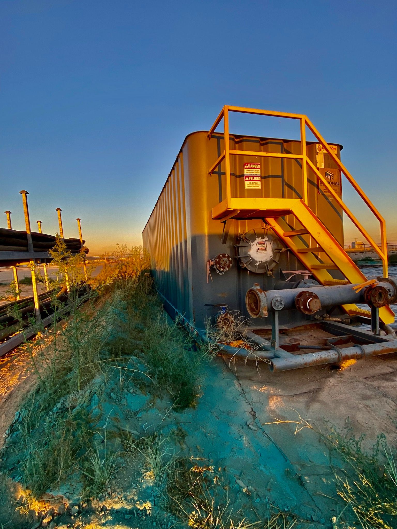 Right-of-Way Vegetation Management
We service 
Oil field
Industrial sites

We provide attention to detail for our chemical remediation service for oil fields and industrial sites. for Maverick Weed & Pest Control in All of Texas, TX
