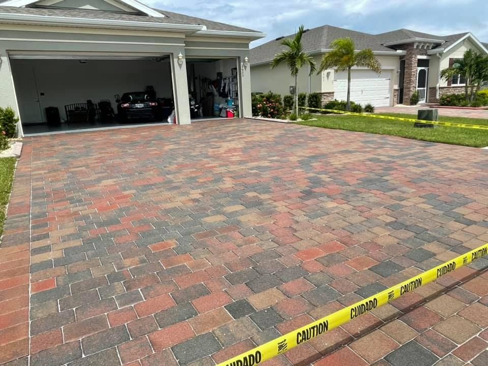 Residential Cleaning for Brightside Exterior Cleaning in Cape Coral, FL