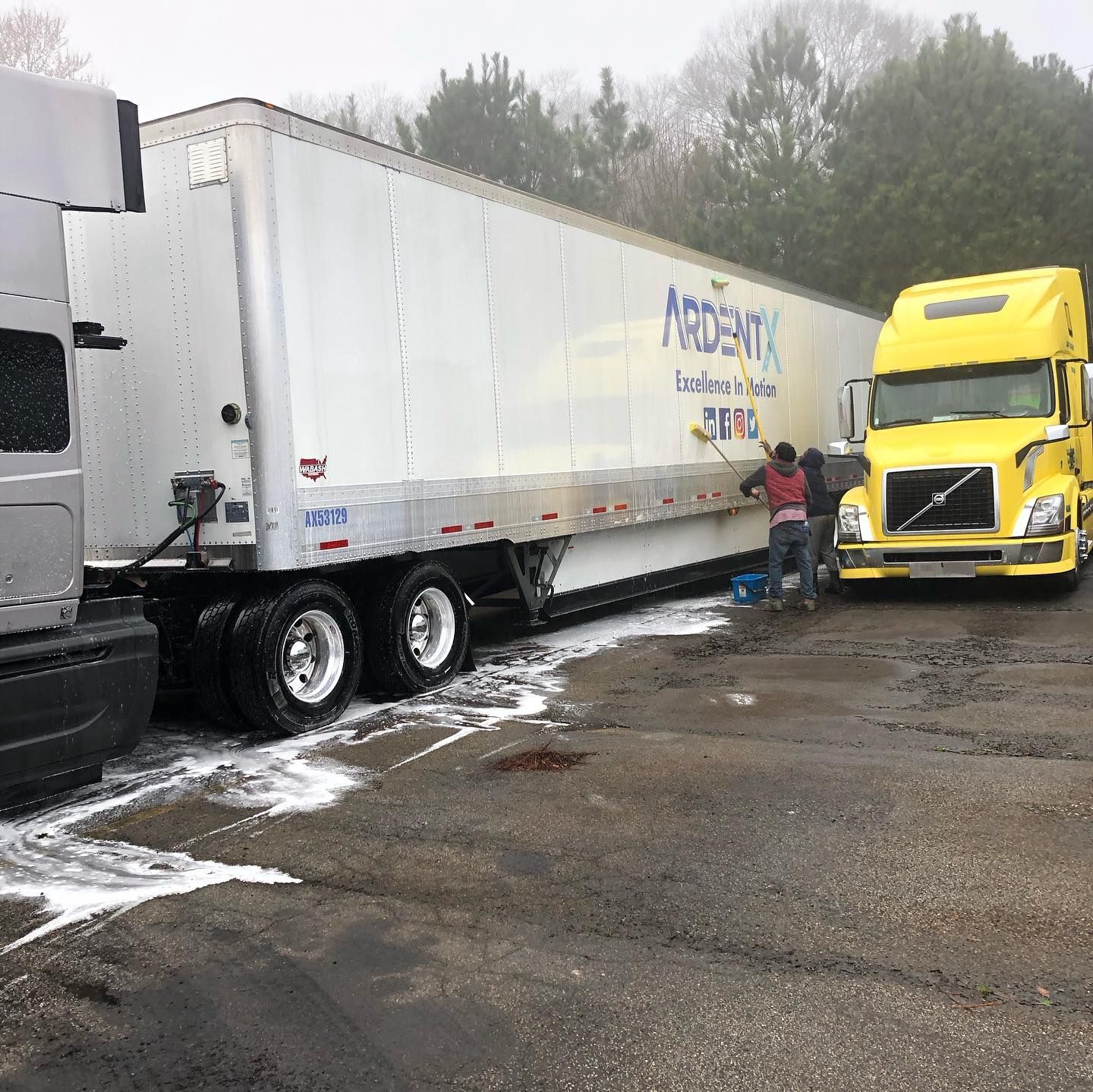 Fleet Washing for Soto's Wash Crew in Atlanta, GA