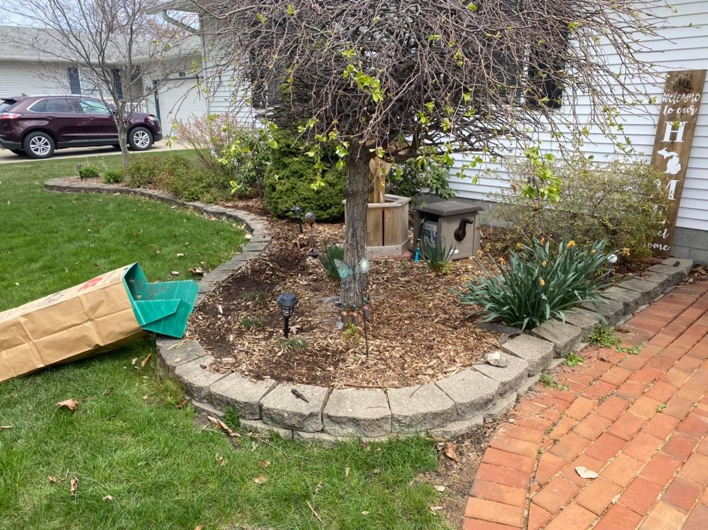 Photo number 12 of Lake Huron Lawns's best work performing a Mulch Installation job