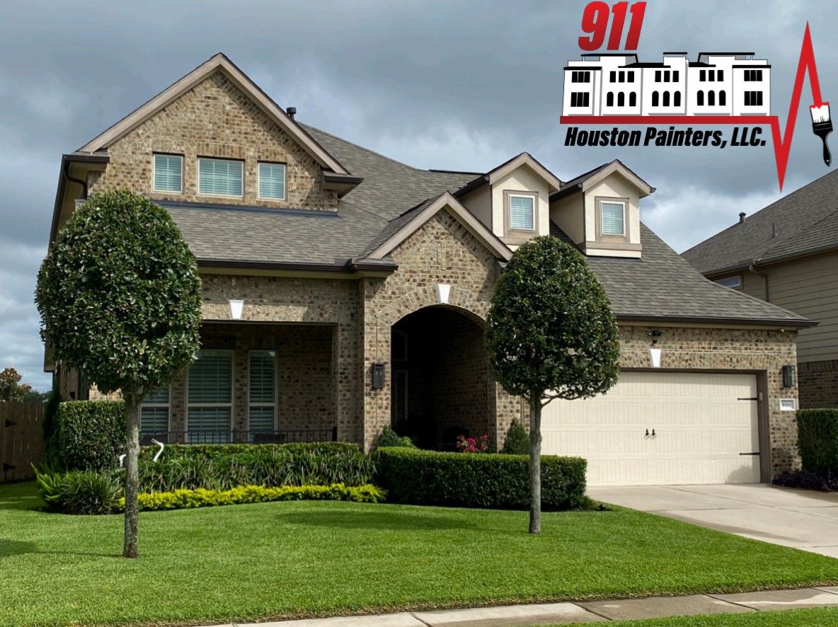 Our hardworking and detail-oriented team offers a reasonable price for pressure washing services. We take care to clean every nook and cranny, leaving your property looking refreshed and new. Contact us today to schedule a consultation! for 911 Houston Painters, LLC in Houston, TX