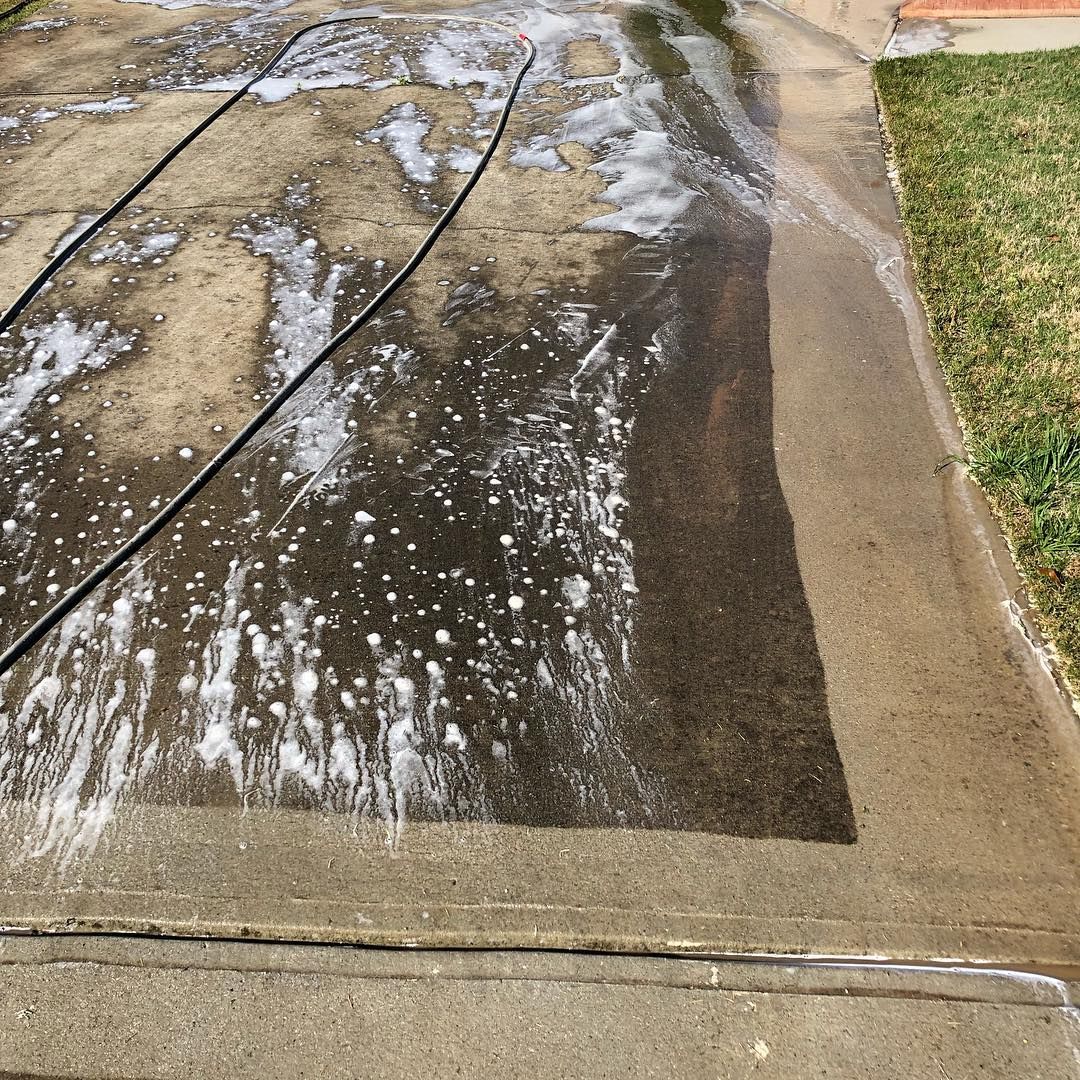 Pressure Washing for Soto's Wash Crew in Atlanta, GA