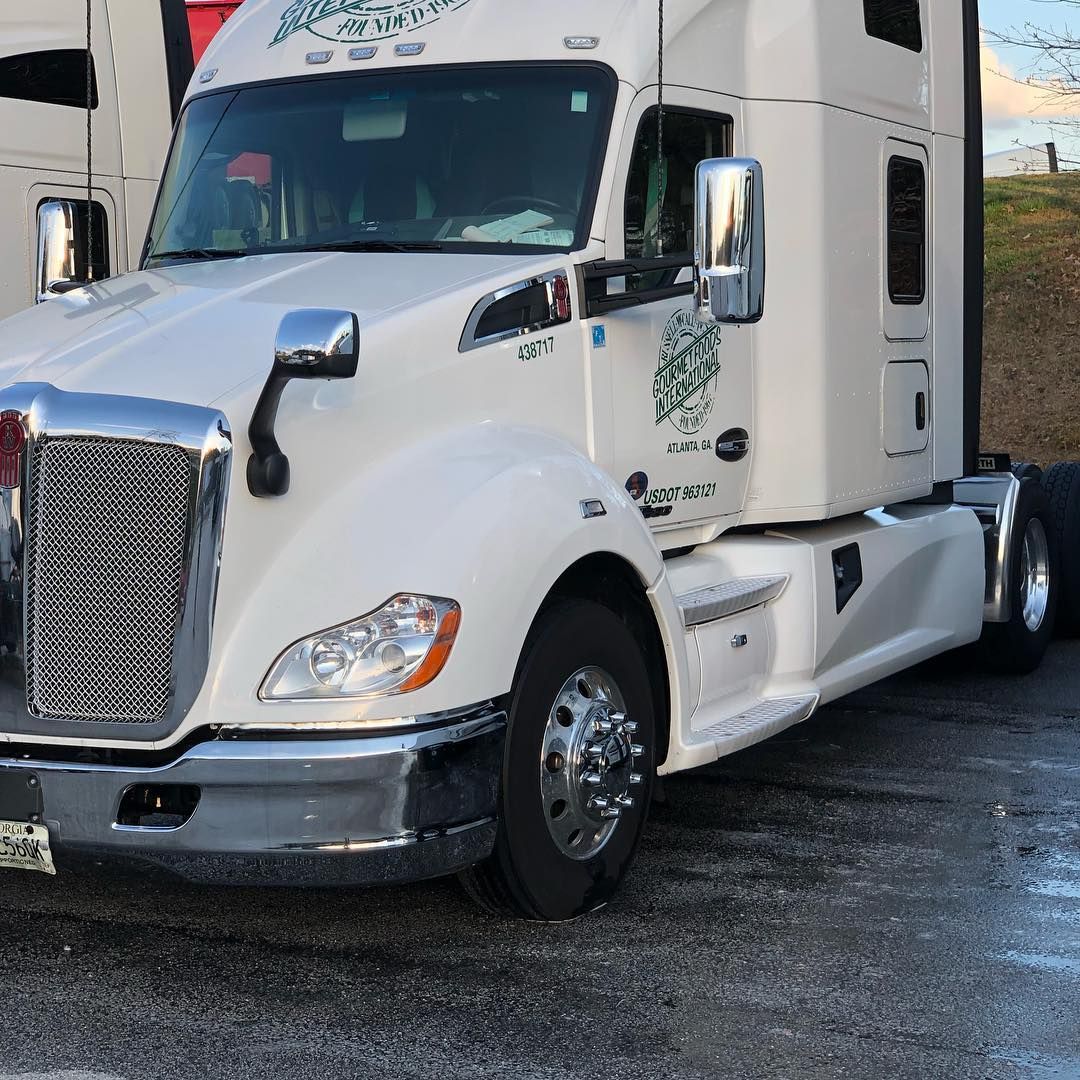 Fleet Washing for Soto's Wash Crew in Atlanta, GA