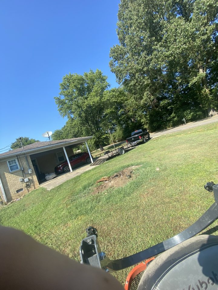Landscape installation Dyersburg TN