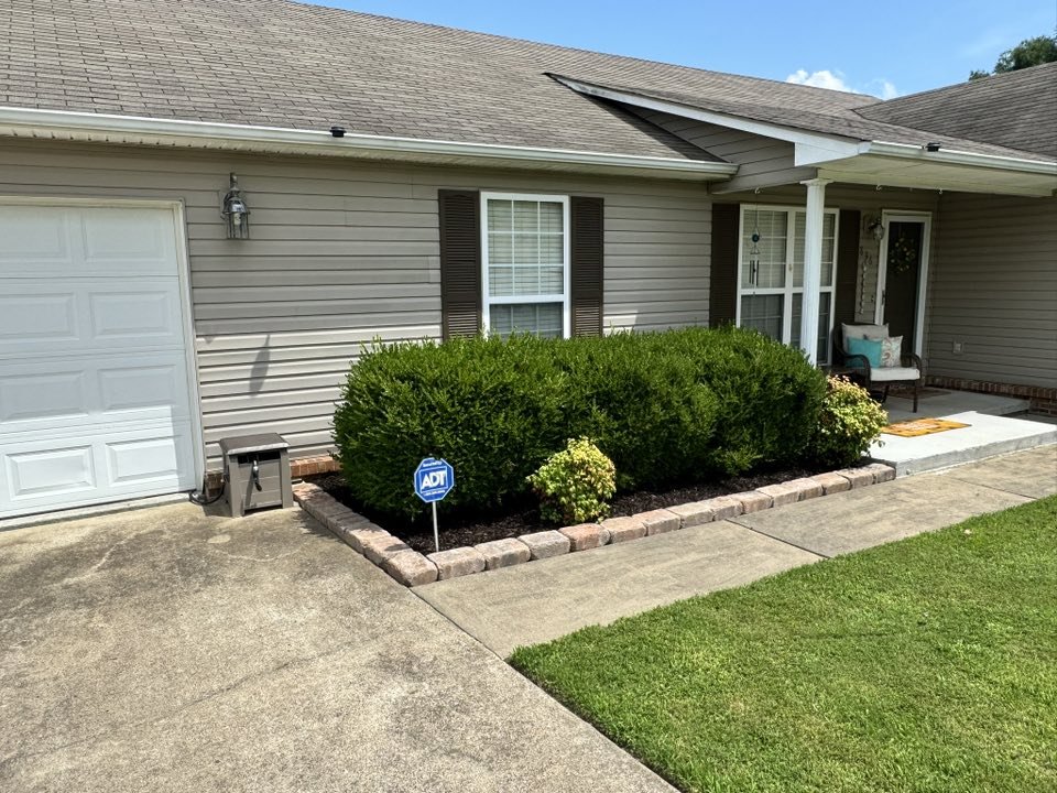 Spring lawn care checklist Dyersburg TN